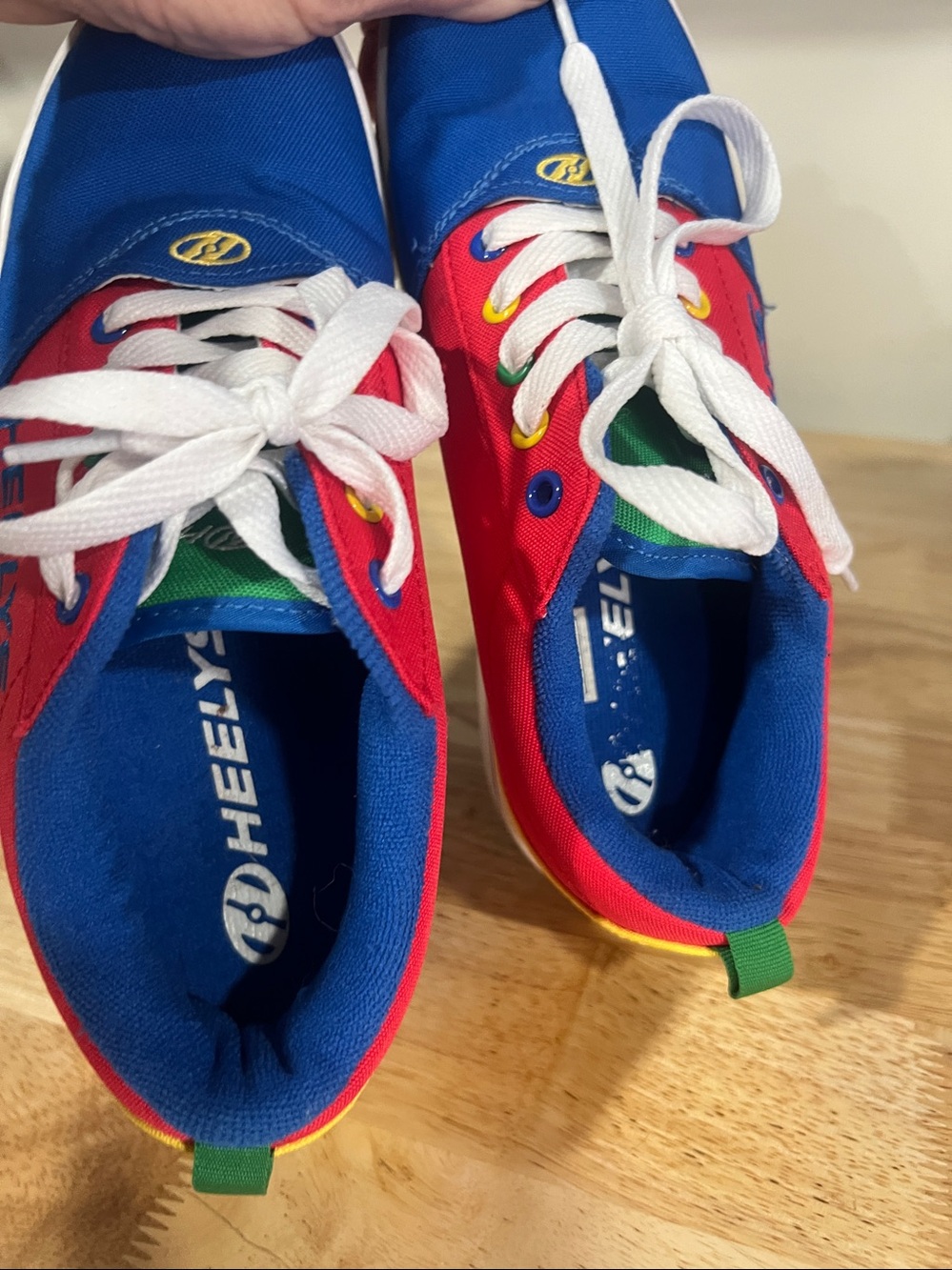 HEELYS GR8 PRO 20 Skate sneaker blue/red/yellow youth size 6 like new - Picture 5 of 8